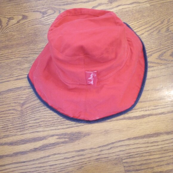 Vera Bradley Reversible Bucket Hat - Picture 3 of 5